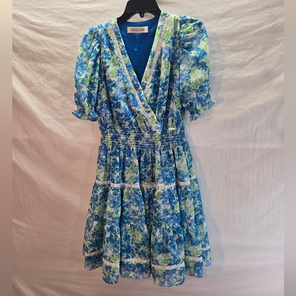 Taylor Floral Lace Cutout Dress 5448M -1 Pc Navy In Size 6 Available